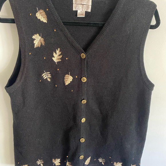 Christopher & Banks Sweaters - Christopher & Banks Vintage Y2K Hand Embroidered Fall Leaf Sweater Vest